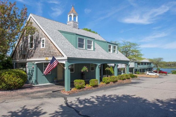 The Cove Motel image 1